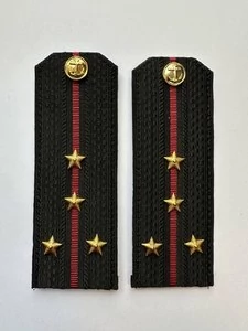 Погоны ВМФ повседневные Капитан-Лейтенант картон цвет черный с красными просветами