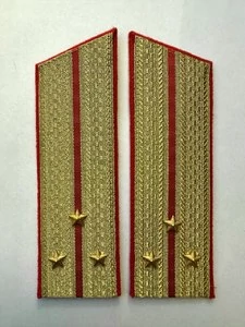 Погоны Общевойсковые парадные Старший Лейтенант Скос картон цвет золотой