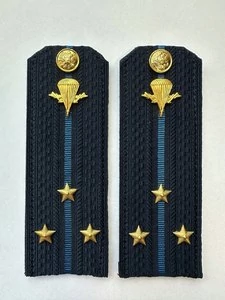 Погоны ВДВ с фурнитурой синие Старший Лейтенант КАРТОН