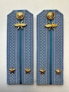 Погоны ВКС ВВС с фурнитурой голубые Лейтенант КАРТОН