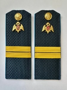 Погоны Росгвардии ФСВН 13,5 см ПЛАСТИК звание Младший сержант цвет темно-синий галун