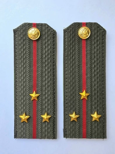 Погоны МО общевойсковые на китель звание Старший лейтенант ПЛАСТИК