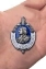 Юбилейный знак "300 лет Российской полиции" в бархатистом футляре из флока с прозрачной крышкой