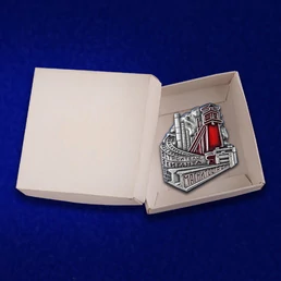 Знак "Строителю Гиганта Магнитострой"