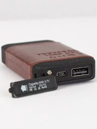 Внешний аккумулятор Powerbank в кожаном чехле Я Казак