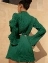 Короткое плиссированное платье с рукавами клеш цвет зеленый
