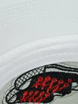 Бейсболка летняя с прямым козырьком Snapback с нашивкой Кеды цвет белый