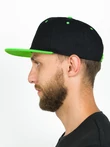 Бейсболка летняя с прямым козырьком Snapback цвет черный с зеленым козырьком
