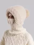Женская зимняя вязаная шапка-капор цвет молочный