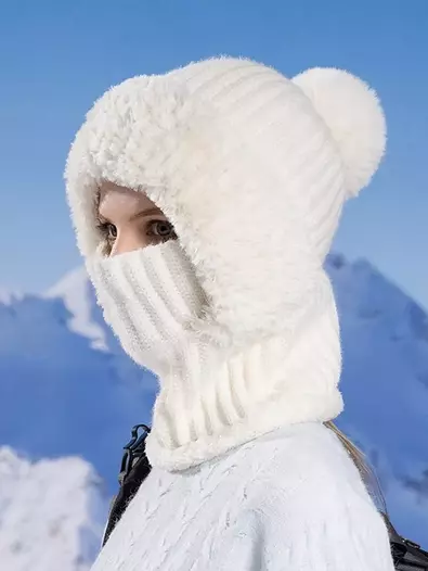Женская зимняя вязаная шапка капор цвет белый